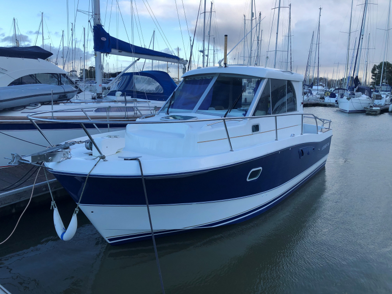 2004 Beneteau Antares 7.60 Cabin Cruiser for sale in Chichester Marina, West Sussex (ID-94) 2004 Beneteau Antares 7.60 Cabin Cruiser for sale in Chichester Marina, West Sussex (ID-94)