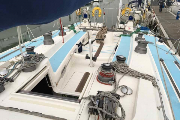 1999 Farr 65 Cabin Cruiser for sale in Lymington, Hampshire at $215,041 1999 Farr 65 Cabin Cruiser for sale in Lymington, Hampshire at $215,041