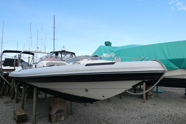 2007 Revenger 29 MK II Luxury Yacht for sale in Lymington, Hampshire at $65,099